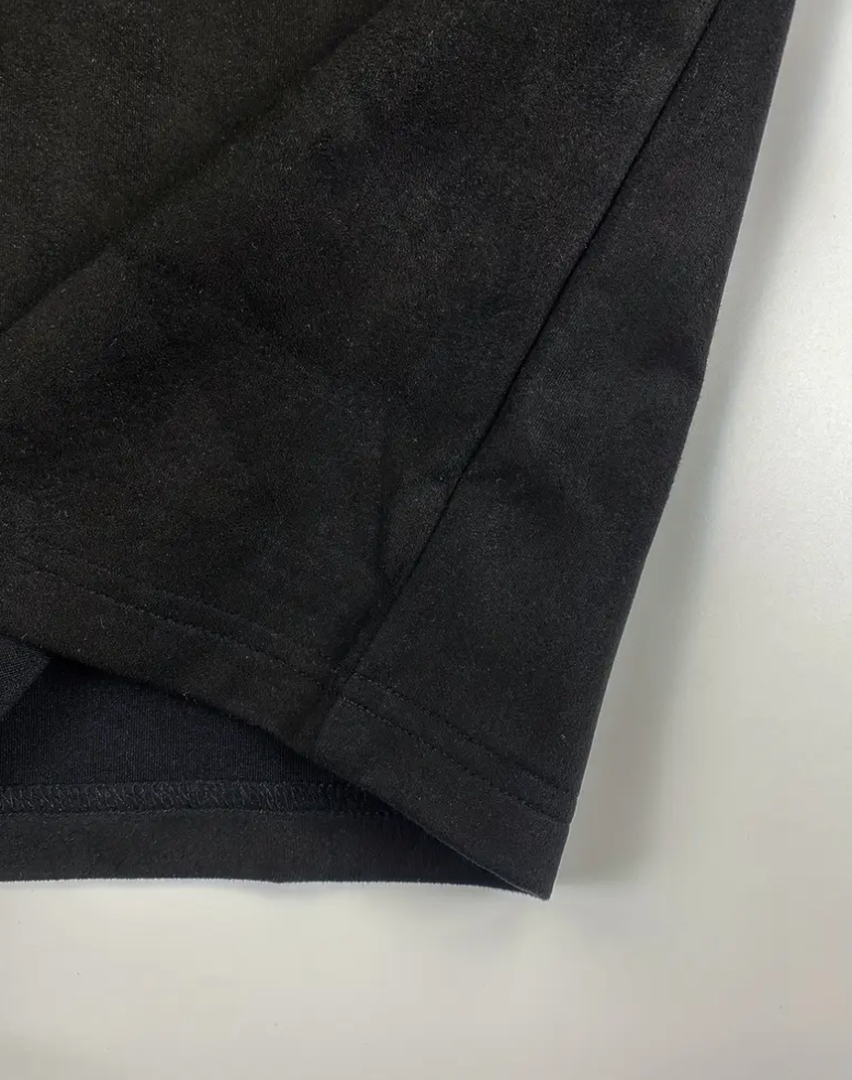 OVERSIZED SUADE TEE - BLACK