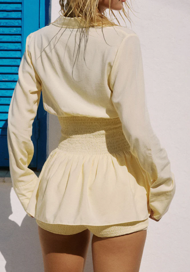 ADORA SHIRRED HOT SHORT - LEMON