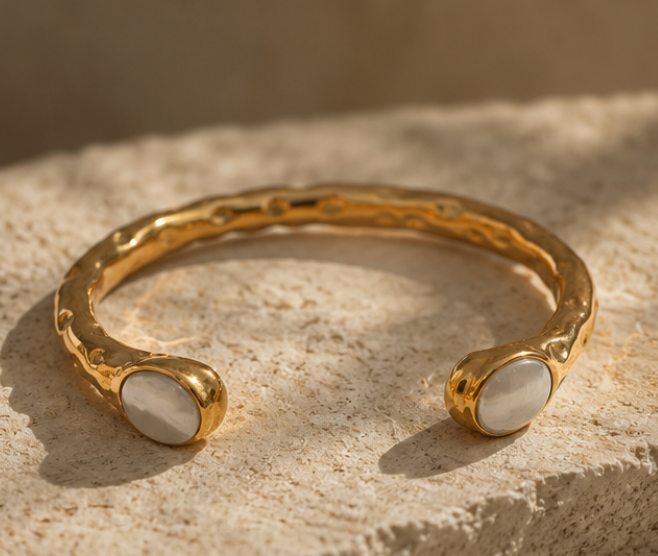 The Isola Cuff